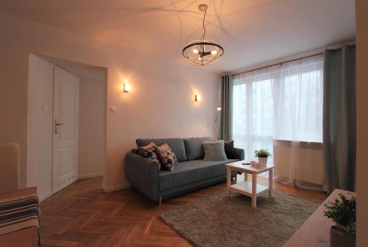Apartment Freedom In The City