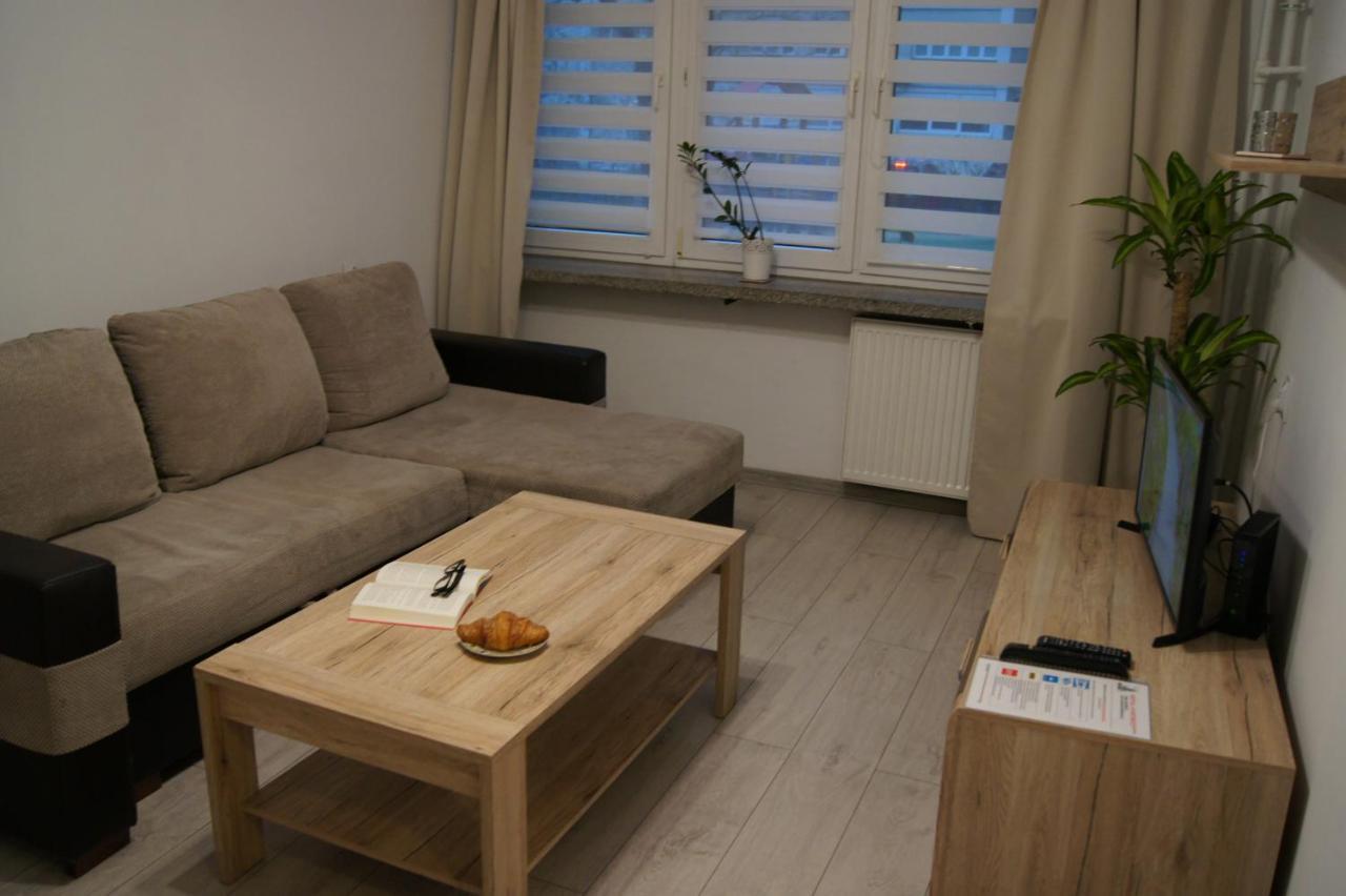 Apartment Freedom In The City